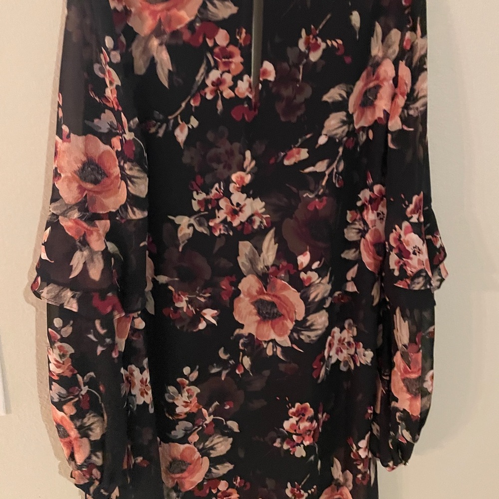 WHBM Flowered Dress Size S